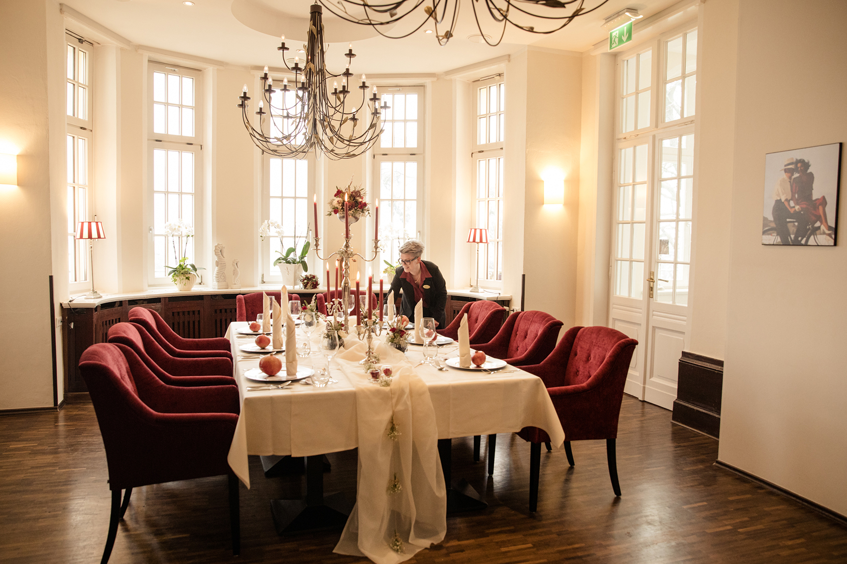 Hochzeitsfeier im Restaurant mit Blick auf das Meer