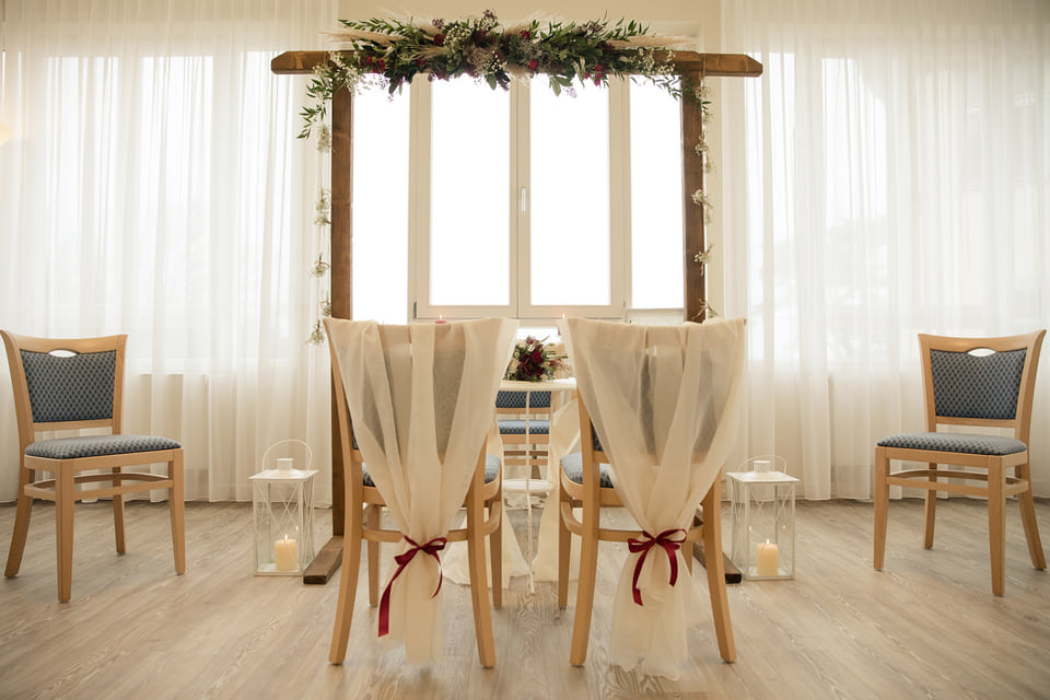 Tischdekoration für eine Hochzeit in den Strandvillen